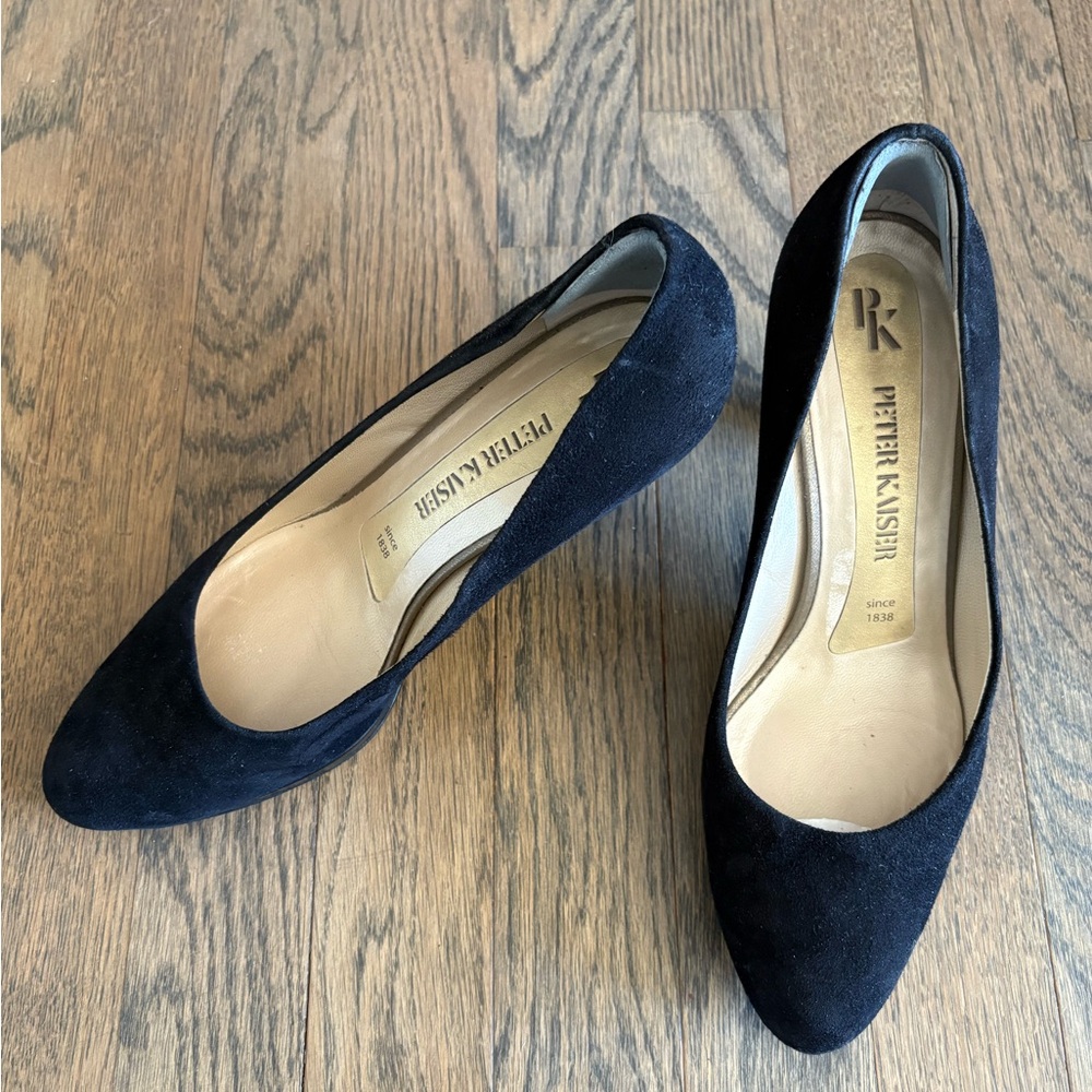 PETER KAISER | Women's Black Suede Pumps. Size 7.5.